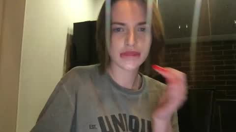 Snapshot of 1dove chatting on January 8, 2:46 pm DOVE online show from January 8, 2:46 pm