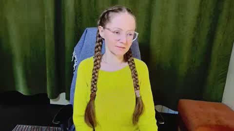    online show from February 24, 3:10 pm