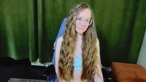    online show from February 26, 3:33 pm