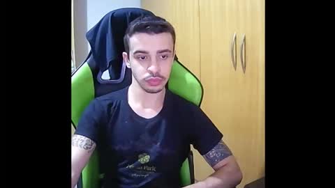 1good_vibes1 online show from November 10, 3:27 am