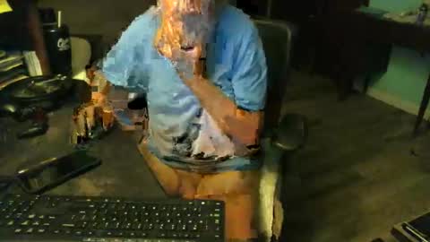 Snapshot of 1handyanddee chatting on October 11, 3:17 am 1handyanddee online show from October 11, 3:17 am