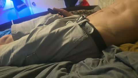 1knightluver69 online show from July 5, 4:47 pm