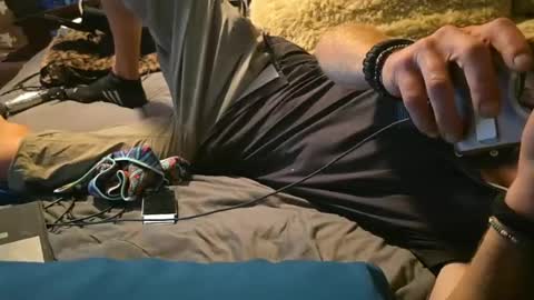 1knightluver69 online show from July 14, 12:11 pm