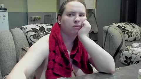 1LINDSEY1 online show from January 29, 9:01 am