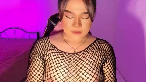 1lovelymess online show from September 21, 2:13 am