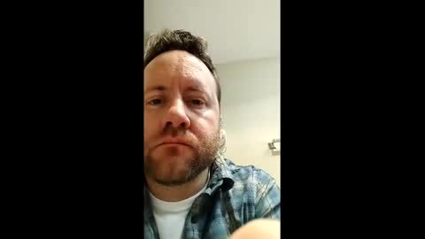 Snapshot of 1machine1guy chatting on January 1, 12:00 am Clay online show from January 1, 12:00 am