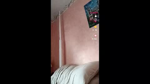 Snapshot of 1machine1guy chatting on October 13, 12:32 am Clay online show from October 13, 12:32 am