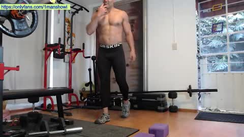 1manshow11 online show from February 17, 11:22 pm