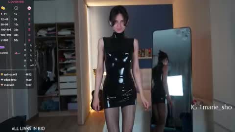 Marie online show from October 8, 6:27 pm