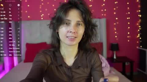 Marie online show from November 9, 6:06 pm