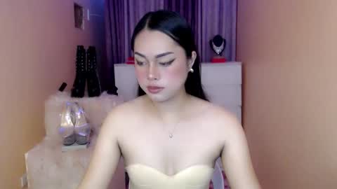1miracle_tranny online show from February 22, 1:51 am