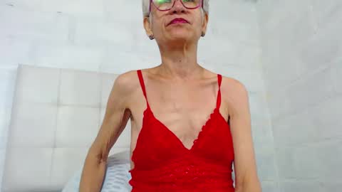 Snapshot of 1miss_monserrate chatting on February 17, 2:48 pm Miss Monserrate online show from February 17, 2:48 pm