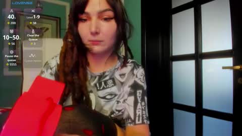 Moona  online show from January 17, 12:10 pm