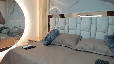 Luisa online show from March 23, 12:20 pm