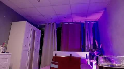 GLORYA online show from April 16, 6:25 am