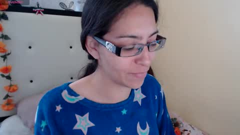 paola online show from March 21, 7:06 pm