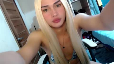 Snapshot of 1sexy_kattie chatting on November 20, 5:45 pm 1sexy kattie online show from November 20, 5:45 pm