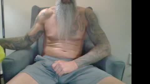 Snapshot of 1theone12 chatting on May 8, 1:33 am 1theone12 online show from May 8, 1:33 am