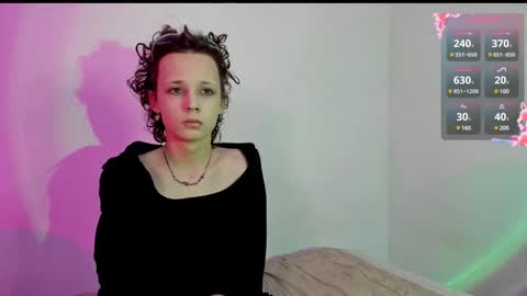 Snapshot of 1vampirella_gs chatting on January 14, 10:44 pm Milos online show from January 14, 10:44 pm