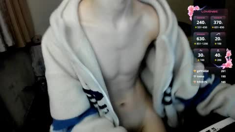 Snapshot of 1vampirella_gs chatting on November 18, 8:24 pm Milos online show from November 18, 8:24 pm