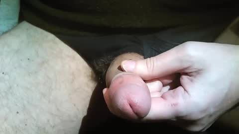 2001uwuk online show from December 8, 6:28 pm