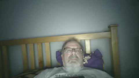 Snapshot of 2003dynawideglide chatting on January 25, 9:35 pm 2003dynawideglide online show from January 25, 9:35 pm