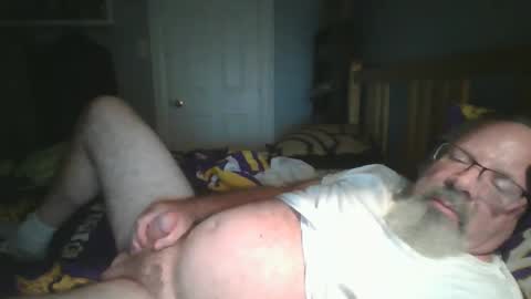 Snapshot of 2003dynawideglide chatting on September 27, 2:49 am 2003dynawideglide online show from September 27, 2:49 am