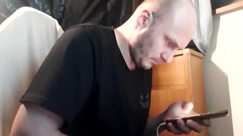 Snapshot of 21cm_bigdick__ chatting on October 31, 7:04 pm 21cm_bigdick__ online show from October 31, 7:04 pm