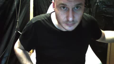 Snapshot of 21cm_bigdick__ chatting on December 22, 6:21 am 21cm_bigdick__ online show from December 22, 6:21 am