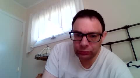 Snapshot of 21piolts chatting on April 18, 3:49 pm 21piolts online show from April 18, 3:49 pm