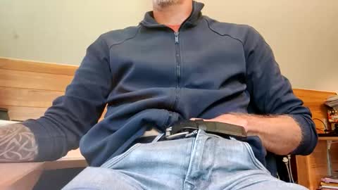 Snapshot of 22_acacia_avenue chatting on September 11, 12:05 pm 22_acacia_avenue online show from September 11, 12:05 pm