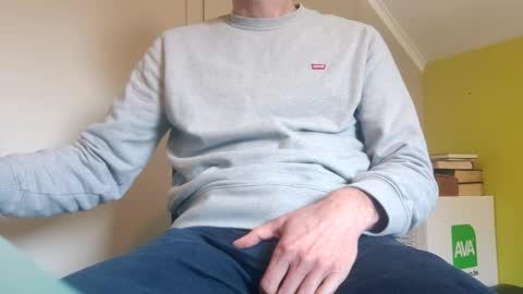 22_acacia_avenue online show from March 24, 12:32 pm