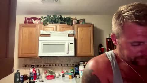 22bigelo2316 online show from October 20, 2:01 am