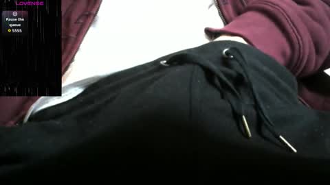 Snapshot of 23xclown chatting on December 19, 7:48 am 23xclown online show from December 19, 7:48 am