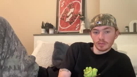 Snapshot of 26sneakers chatting on February 4, 7:00 pm 26sneakers online show from February 4, 7:00 pm