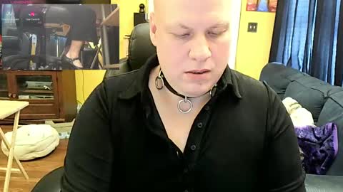 Snapshot of 296512741 chatting on October 6, 9:12 pm SLRN296512741 online show from October 6, 9:12 pm