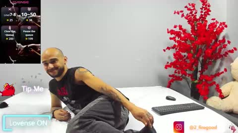 2_fire online show from November 27, 8:22 pm