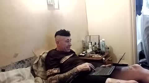 2_is_company_2026 online show from April 18, 2:37 am