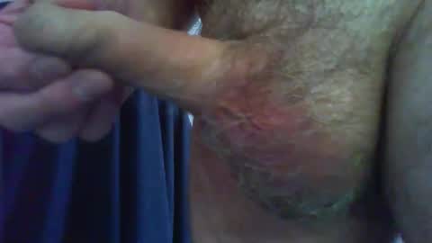 Snapshot of 2_small_4u chatting on October 1, 9:59 am 2_small_4u online show from October 1, 9:59 am