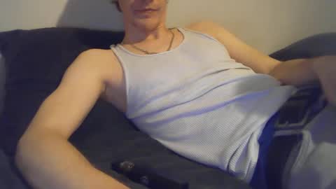 Snapshot of 2big2hype chatting on January 6, 1:20 am cheif online show from January 6, 1:20 am