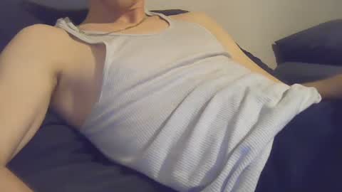 Snapshot of 2big2hype chatting on January 8, 1:53 am cheif online show from January 8, 1:53 am