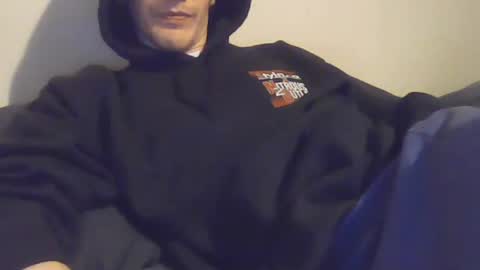 Snapshot of 2big2hype chatting on January 10, 1:42 am cheif online show from January 10, 1:42 am