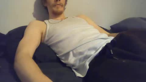 Snapshot of 2big2hype chatting on February 16, 11:37 pm cheif online show from February 16, 11:37 pm