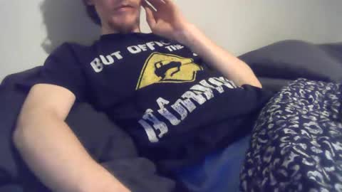 Snapshot of 2big2hype chatting on February 28, 1:05 am cheif online show from February 28, 1:05 am