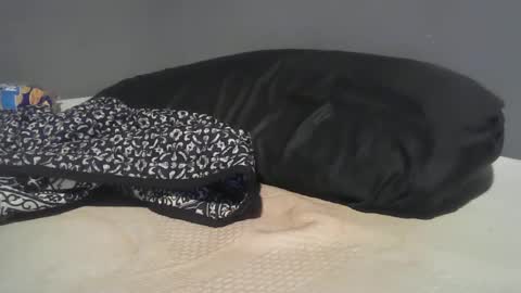 Snapshot of 2big2hype chatting on September 16, 11:50 pm cheif online show from September 16, 11:50 pm