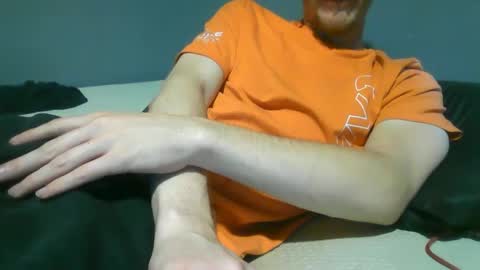 Snapshot of 2big2hype chatting on September 20, 5:36 pm cheif online show from September 20, 5:36 pm