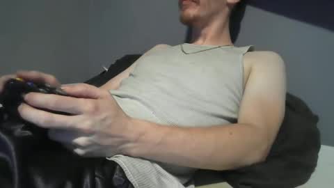 Snapshot of 2big2hype chatting on September 22, 11:29 pm cheif online show from September 22, 11:29 pm