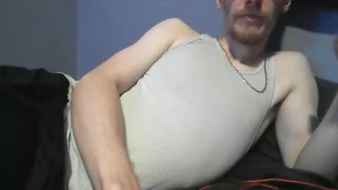 Snapshot of 2big2hype chatting on September 29, 1:44 am cheif online show from September 29, 1:44 am