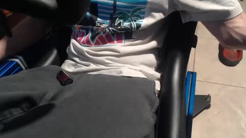 Snapshot of 2big2hype chatting on November 29, 4:59 am cheif online show from November 29, 4:59 am