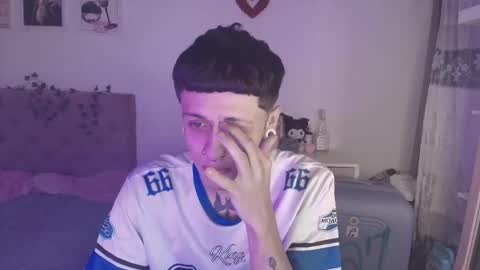 Snapshot of 2cb0y chatting on September 14, 9:03 pm BAD online show from September 14, 9:03 pm